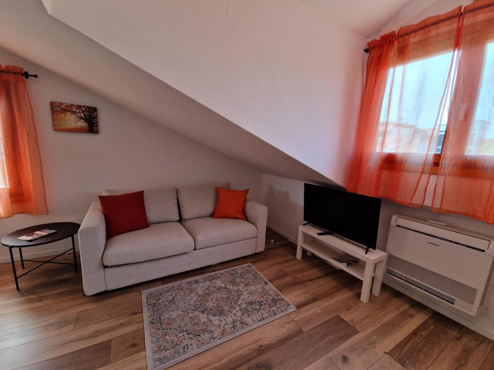Apartment Enjoy - Mansarda Piccolo Tesoro In Centro Citta