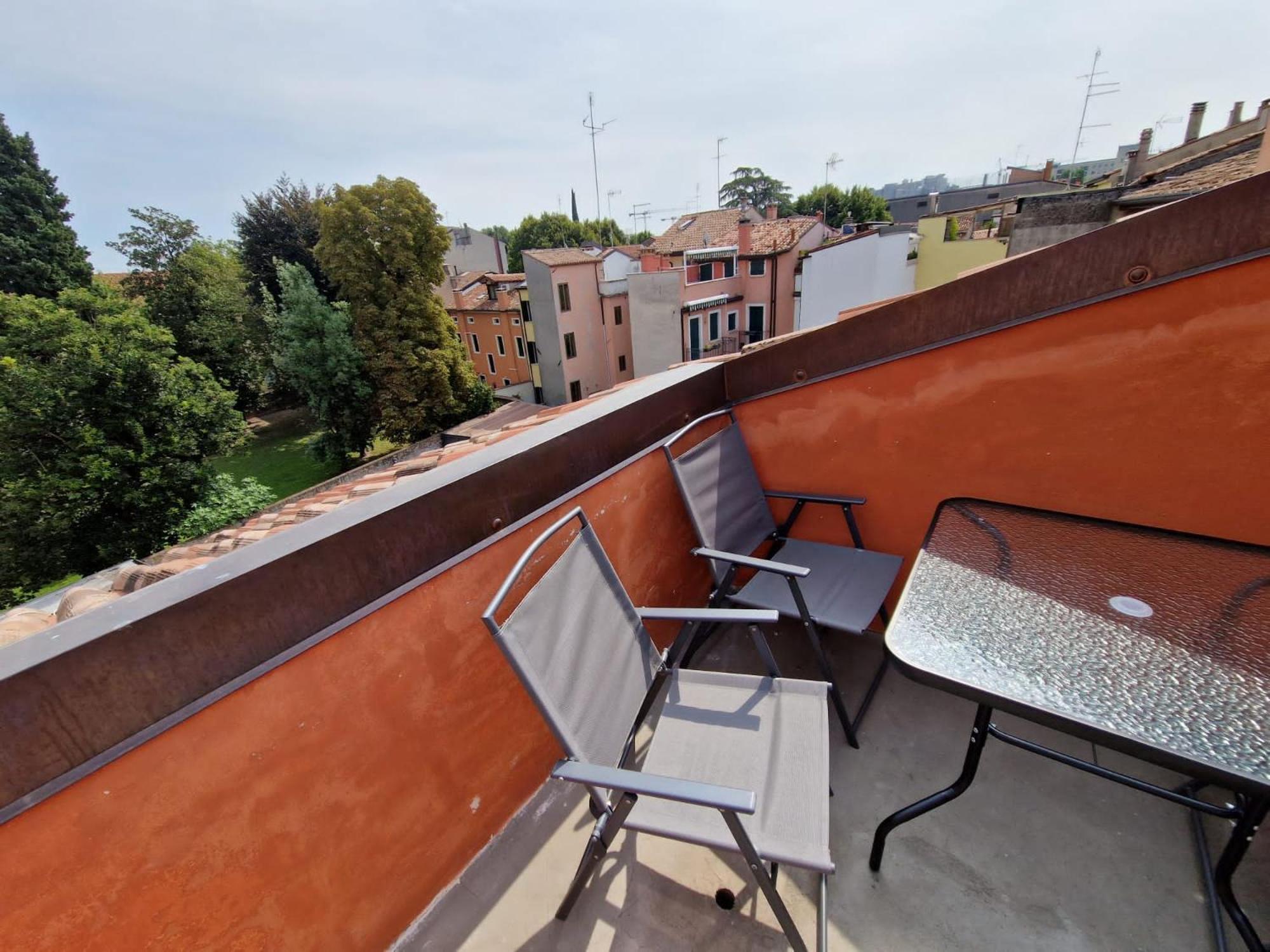 Apartment Enjoy - Mansarda Piccolo Tesoro In Centro Citta Padova